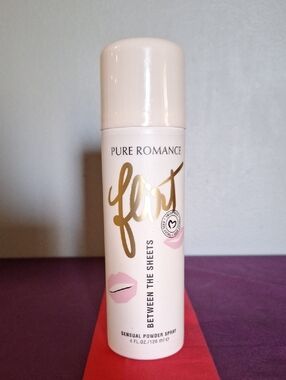 Pure Romance Flirt Sensual Powder Spray